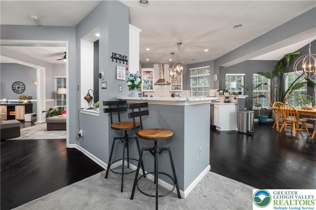 1215 Ciara Drive, Bethlehem City, PA 18017