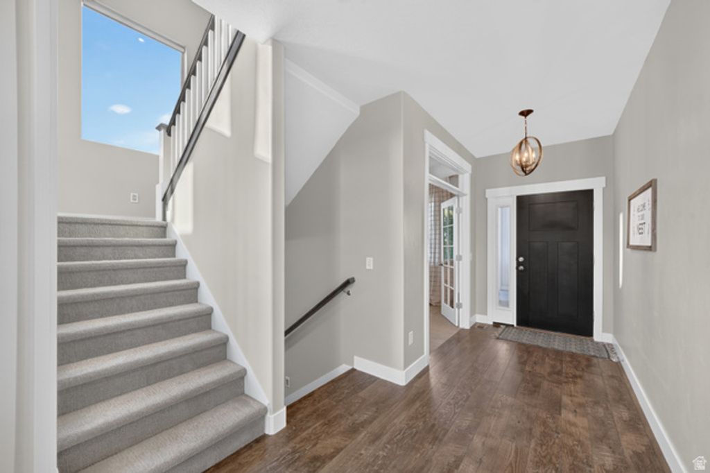 688 W BETH CIR, Saratoga Springs, UT 84045 — photo 4