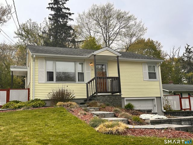 33 Jepson Lane, Meriden, CT 06451