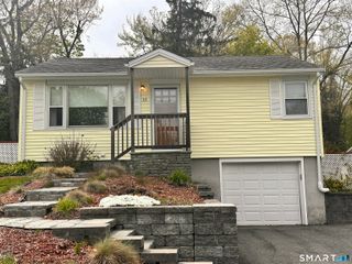 33 Jepson Lane, Meriden, CT 06451