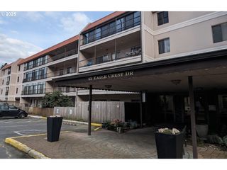 45 Nw EAGLE CREST Dr 407, Lake Oswego, OR 97035