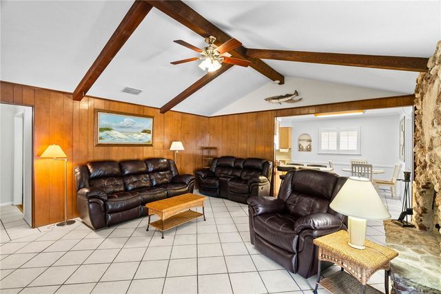 1030 Pyramid Dr, Corpus Christi, TX 78412