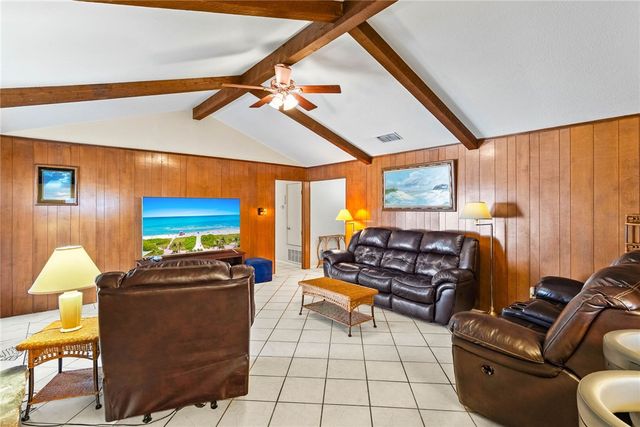 1030 Pyramid Dr, Corpus Christi, TX 78412