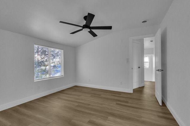 1209 E Pine St, Lodi, CA 95240