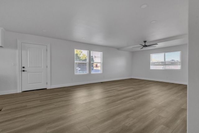 1209 E Pine St, Lodi, CA 95240
