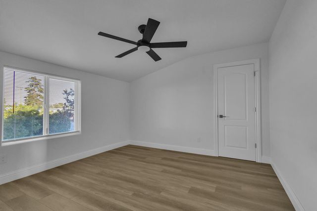 1209 E Pine St, Lodi, CA 95240
