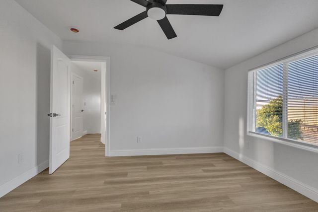 1209 E Pine St, Lodi, CA 95240