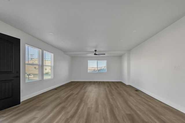 1209 E Pine St, Lodi, CA 95240
