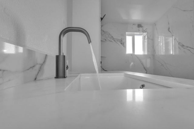 1209 E Pine St, Lodi, CA 95240