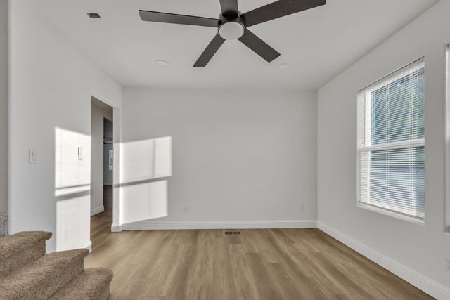 1209 E Pine St, Lodi, CA 95240