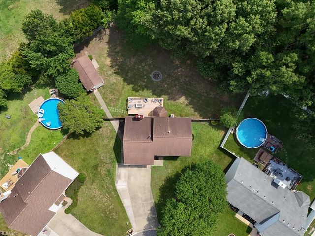 517 Three Oaks DR, Chesapeake, VA 23320