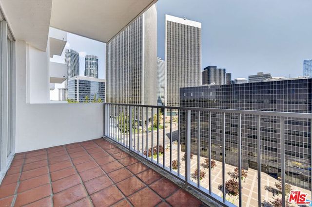 2160 Century Park East 1010, Los Angeles, CA 90067