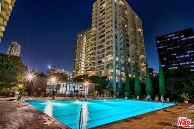 2160 Century Park East 1010, Los Angeles, CA 90067