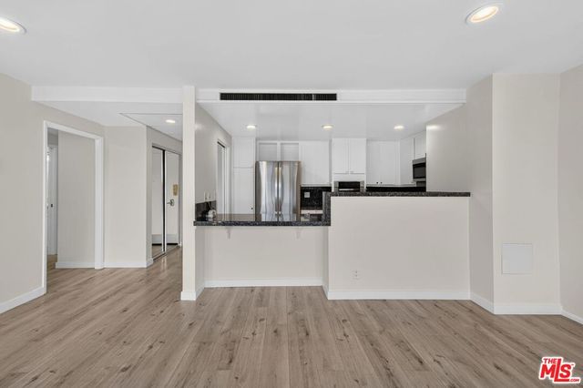 2160 Century Park East 1010, Los Angeles, CA 90067