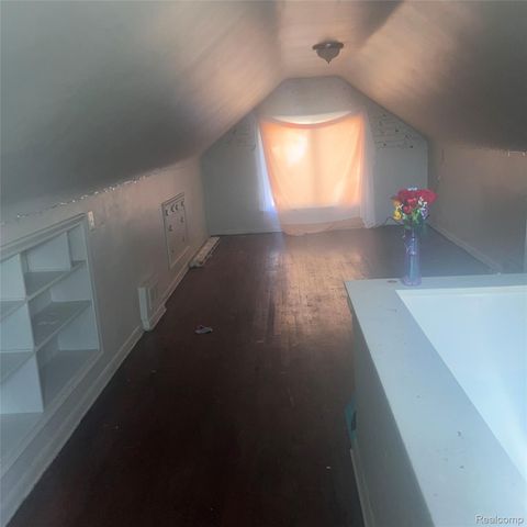 2969 S Bassett Street, Detroit, MI 48217