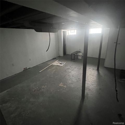 2969 S Bassett Street, Detroit, MI 48217