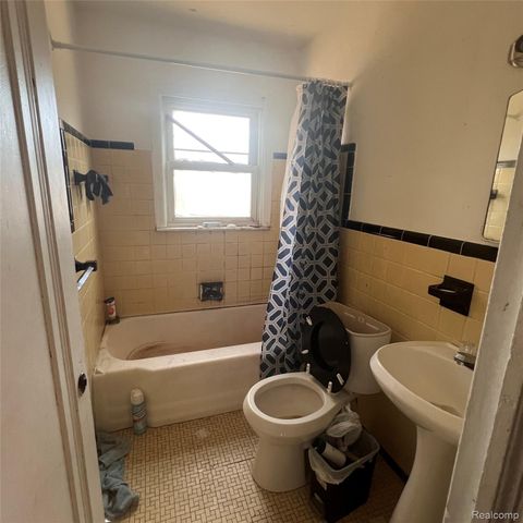 2969 S Bassett Street, Detroit, MI 48217