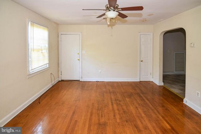 2823 4TH ST NE, Washington, DC 20002