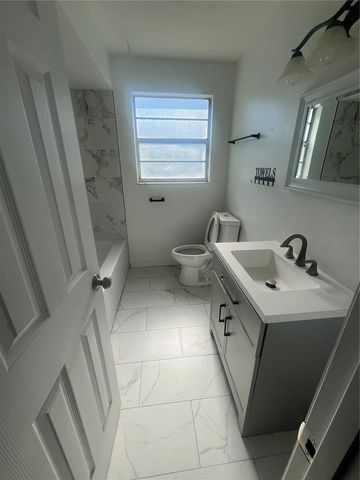 2070 ORIOLE LANE, South Daytona, FL 32119