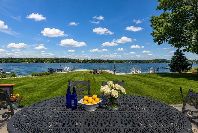 1120 Marlyn Park Drive, Cazenovia, NY 13035