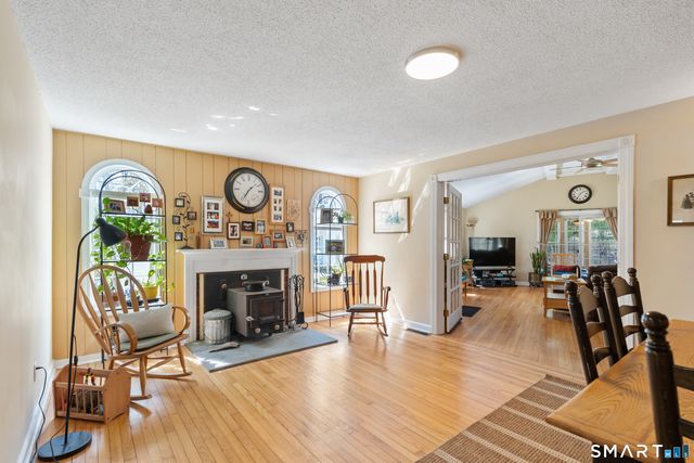 49 Scuppo Road, Woodbury, CT 06798