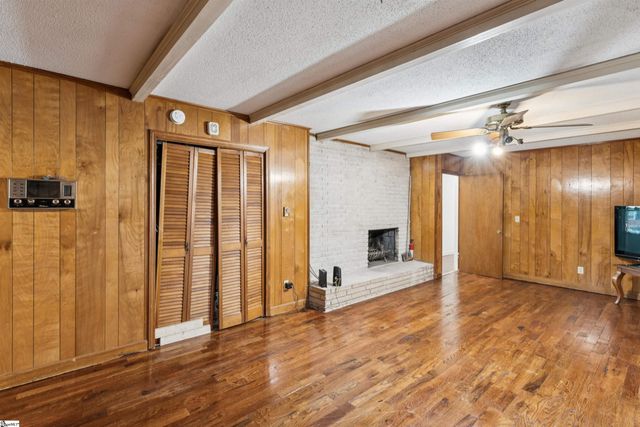 213 Dellrose Circle, Taylors, SC 29687