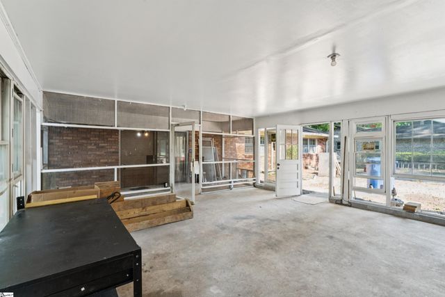 213 Dellrose Circle, Taylors, SC 29687