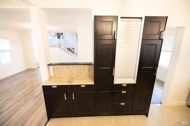 1685 W College Ave, Santa Rosa, CA 95401