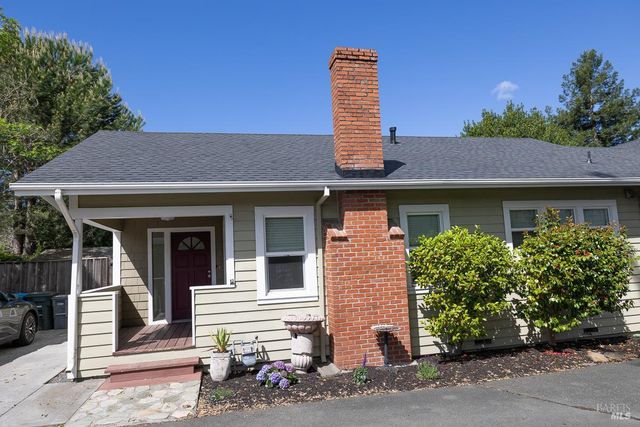 1685 W College Ave, Santa Rosa, CA 95401