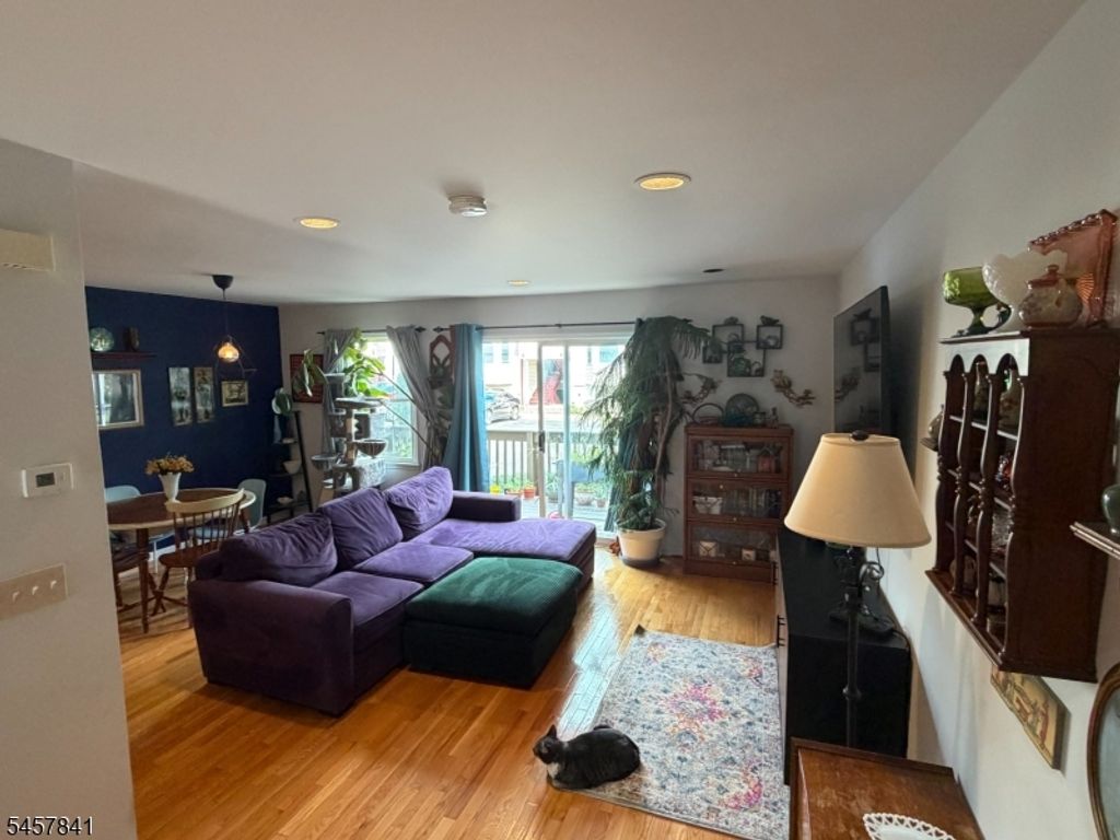 45 Royal Ave 28, Hawthorne Boro, NJ 07506 — photo 3