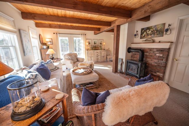 457 Ray Hill Road, Wilmington, VT 05363