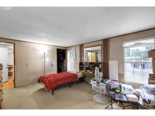 91052 S WILLAMETTE St 12, Coburg, OR 97408