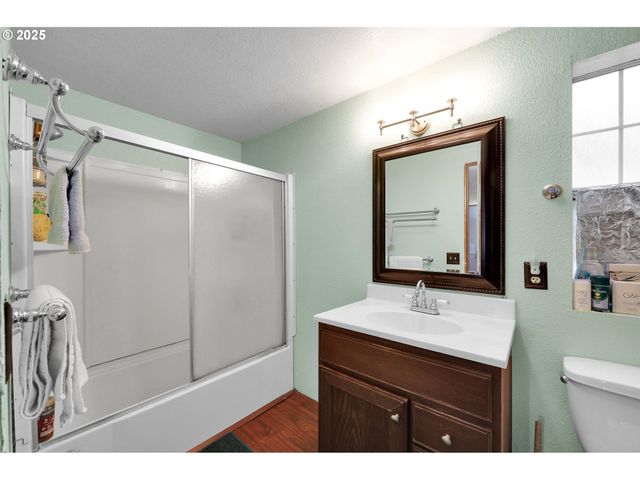 91052 S WILLAMETTE St 12, Coburg, OR 97408