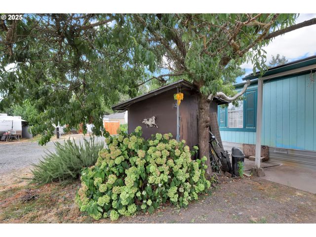 91052 S WILLAMETTE St 12, Coburg, OR 97408