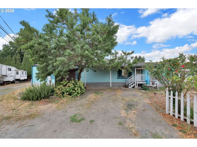 91052 S WILLAMETTE St 12, Coburg, OR 97408