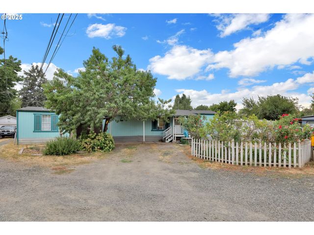 91052 S WILLAMETTE St 12, Coburg, OR 97408