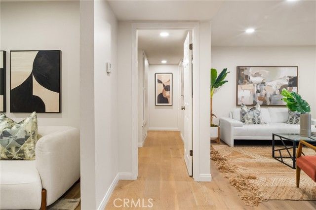 534 S Oak Knoll Ave 103, Pasadena, CA 91101