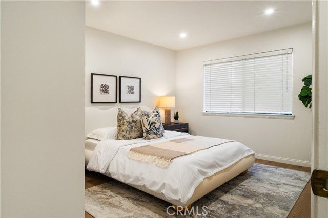 534 S Oak Knoll Ave 103, Pasadena, CA 91101