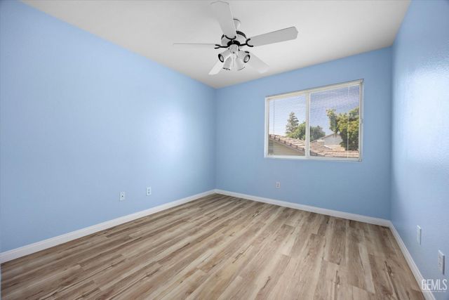 9503 Ravenwood Drive, Bakersfield, CA 93312