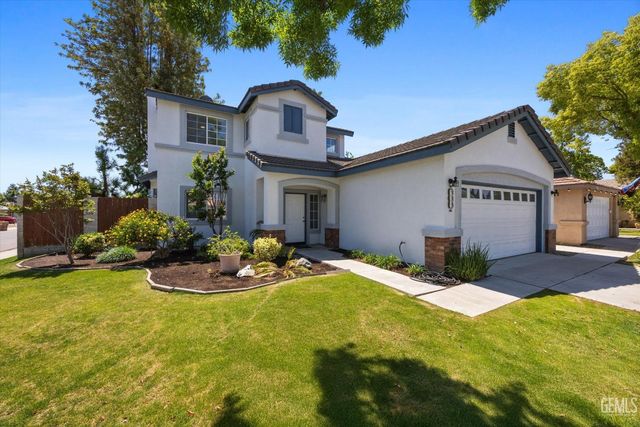 9503 Ravenwood Drive, Bakersfield, CA 93312