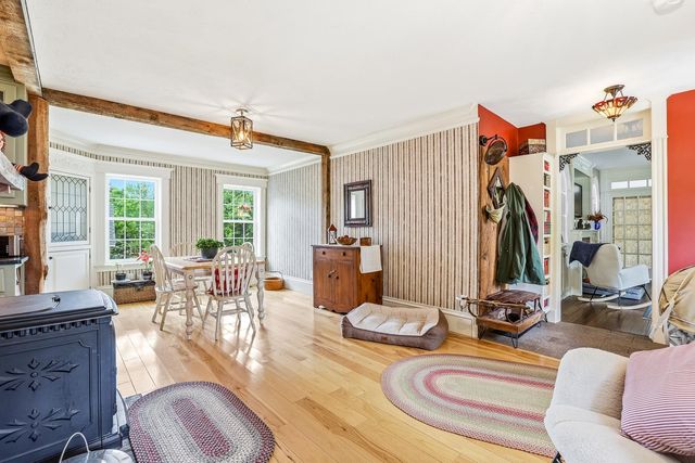 1 Old Manchester Road, Raymond, NH 03077