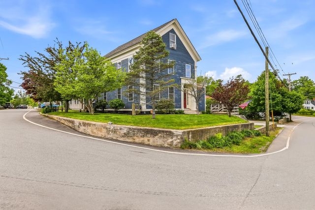 1 Old Manchester Road, Raymond, NH 03077