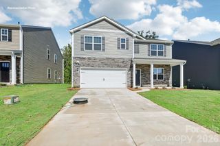 400 Dazzle Loop, Newton, NC 28658