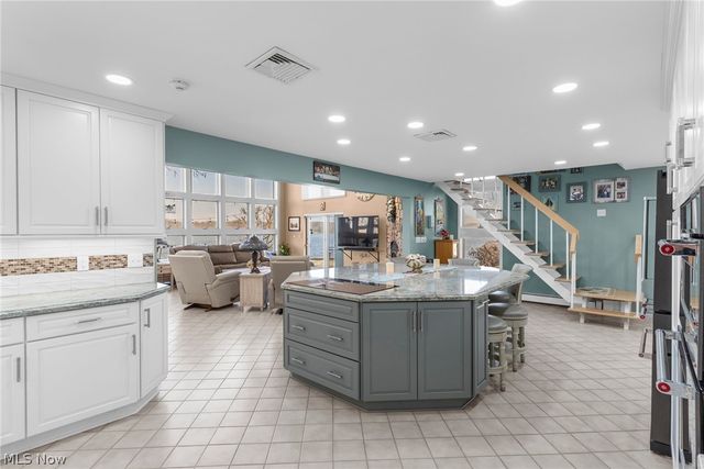 2154 River Road NE, Lake Milton, OH 44429