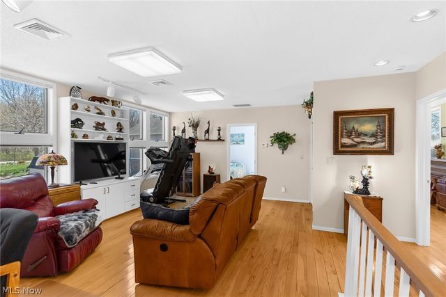 2154 River Road NE, Lake Milton, OH 44429