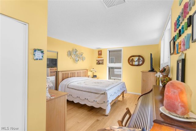 2154 River Road NE, Lake Milton, OH 44429