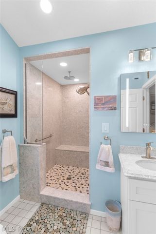 2154 River Road NE, Lake Milton, OH 44429