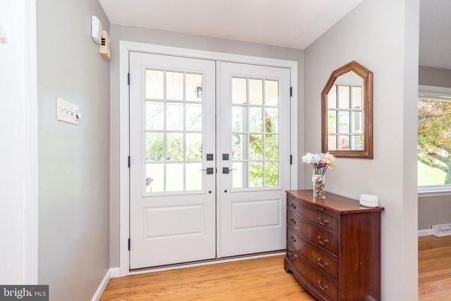 564 DERWIN DR, Blue Bell, PA 19422