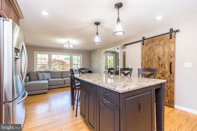 564 DERWIN DR, Blue Bell, PA 19422