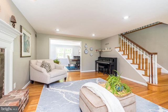 564 DERWIN DR, Blue Bell, PA 19422